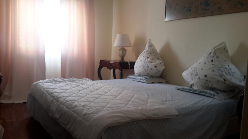 Casa Amarela Guesthouse 拉哥斯 外观 照片